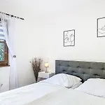 度假居 Schwesterchen By Interhome